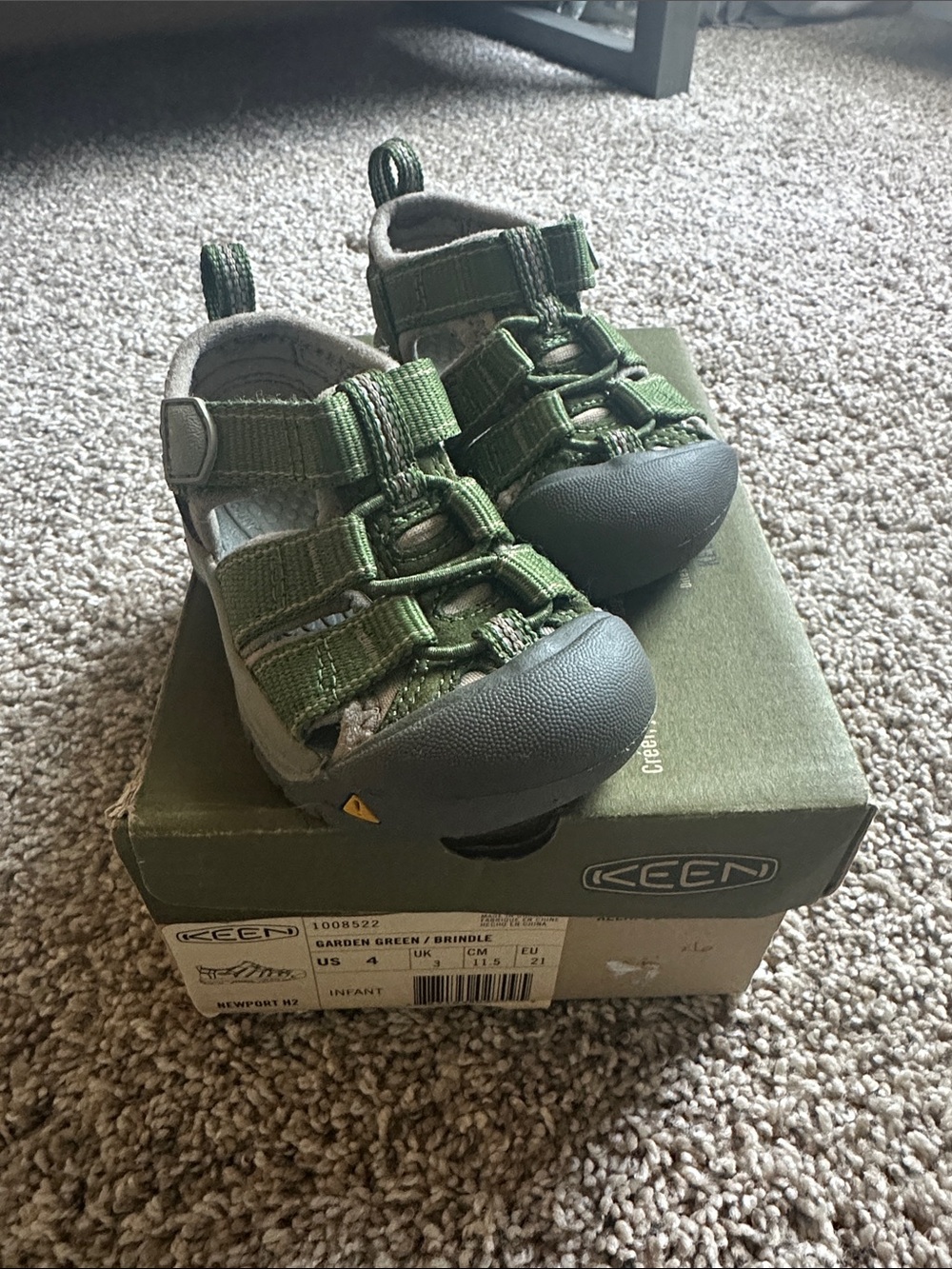 KEEN Kids' Green Waterproof Sandals. Newport H2 style